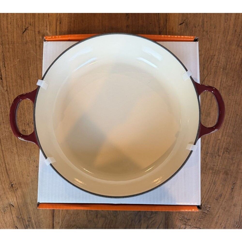 Le Creuset Signature Cast Iron Petal Shallow Casserole 2.25qt Garnet Rhone NEW - Picture 16 of 16